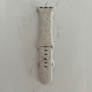 Beige Floral Engraved Silicone Apple Watch Band 38/40mm – New